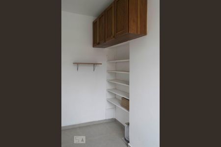 Apartamento para alugar com 90m², 3 quartos e sem vagaÁrea de serviço