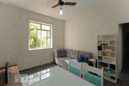 Sala de apartamento para alugar com 2 quartos, 66m² em Grajaú, Rio de Janeiro
