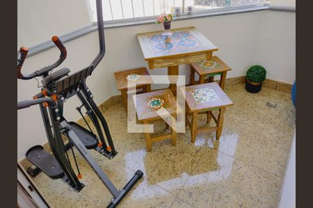 Apartamento à venda com 132m², 4 quartos e 2 vagas