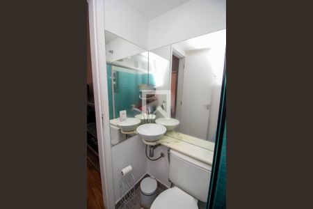 Banheiro de apartamento à venda com 1 quarto, 26m² em Botafogo, Rio de Janeiro