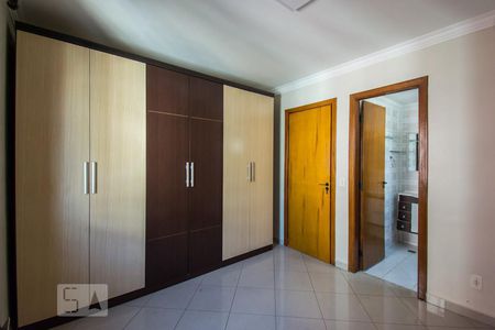 Suíte  de apartamento para alugar com 3 quartos, 75m² em Vila Gilda, Santo André