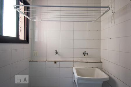 Apartamento para alugar com 75m², 3 quartos e 2 vagas Apartamento para alugar com 75m², 3 quartos e 2 vagasÁrea de serviço