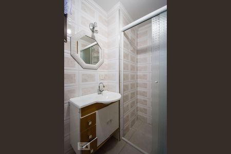 Banheiro de apartamento para alugar com 3 quartos, 75m² em Vila Gilda, Santo André