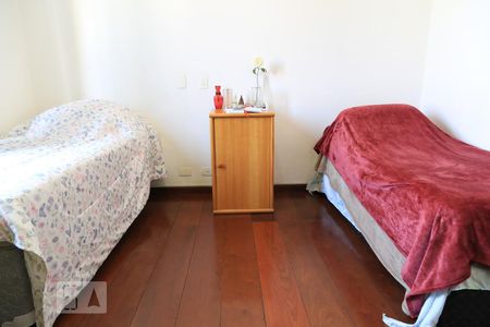 Casa à venda com 500m², 3 quartos e 4 vagasSuíte 1