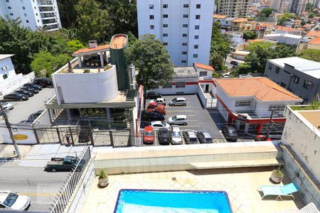 Casa à venda com 500m², 3 quartos e 4 vagasVista da suíte 2