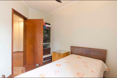 Casa para alugar com 270m², 4 quartos e 4 vagasQuarto 2