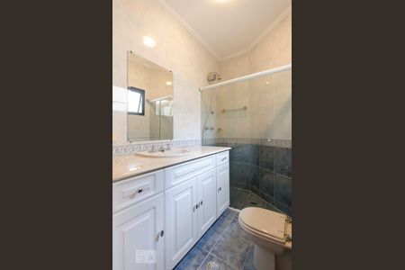 Casa para alugar com 270m², 4 quartos e 4 vagasBanheiro