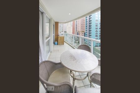 Varanda de apartamento à venda com 3 quartos, 125m² em Vila Olímpia, São Paulo