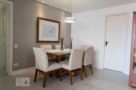 Apartamento para alugar com 93m², 3 quartos e 2 vagasSala de jantar