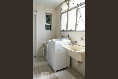 Apartamento para alugar com 93m², 3 quartos e 2 vagasÁrea de serviço