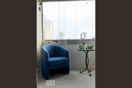 Apartamento para alugar com 93m², 3 quartos e 2 vagasVaranda