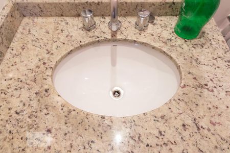 Studio para alugar com 56m², 1 quarto e 1 vagaBanheiro (detalhe)