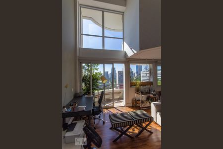 Sala de apartamento à venda com 1 quarto, 98m² em Real Parque, São Paulo