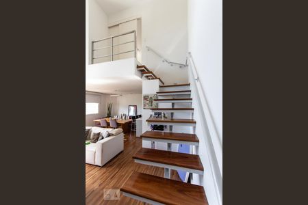 Acesso a suíte de apartamento à venda com 1 quarto, 98m² em Real Parque, São Paulo