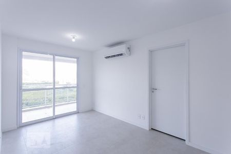 Sala de apartamento à venda com 2 quartos, 82m² em Barra da Tijuca, Rio de Janeiro