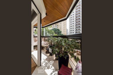 Sacada de apartamento para alugar com 3 quartos, 193m² em Vila Pompéia, São Paulo