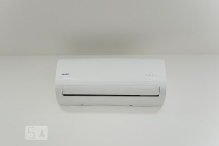 Sala ar condicionado de kitnet/studio para alugar com 1 quarto, 29m² em Tijuca, Rio de Janeiro