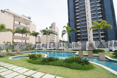 Studio à venda com 43m², 1 quarto e 1 vagaPiscinas
