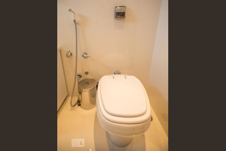 Apartamento para alugar com 120m², 2 quartos e 2 vagasBanheiro suíte 1