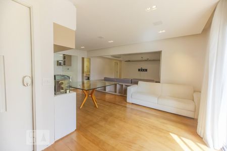 Sala de apartamento para alugar com 2 quartos, 120m² em Vila Uberabinha, São Paulo