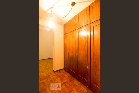 Armário de apartamento à venda com 3 quartos, 100m² em São Lucas, Belo Horizonte