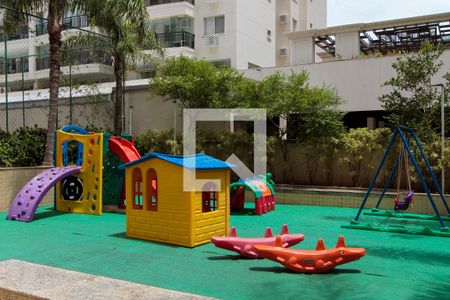 Apartamento à venda com 80m², 3 quartos e 2 vagasÁrea comum - Playground