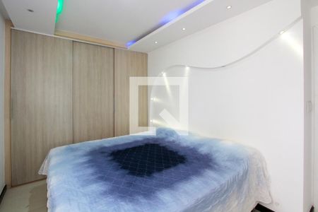 Apartamento à venda com 80m², 3 quartos e 2 vagasQuarto 1 suíte 