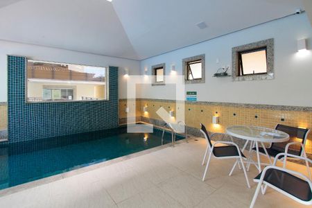 Apartamento à venda com 80m², 3 quartos e 2 vagasÁrea comum - Piscina quente