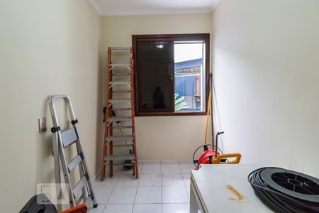 Quarto de Serviço de casa para alugar com 3 quartos, 650m² em Vila Rosália, Guarulhos