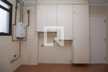 Apartamento à venda com 128m², 4 quartos e 2 vagas Apartamento à venda com 128m², 4 quartos e 2 vagasÁrea de serviço