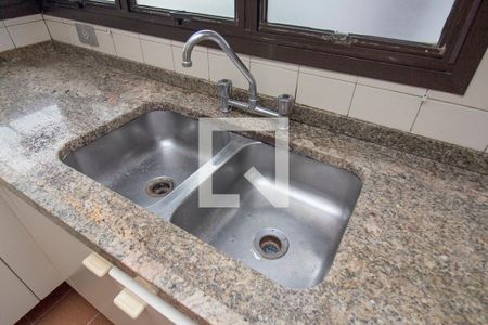 Apartamento à venda com 128m², 4 quartos e 2 vagas Apartamento à venda com 128m², 4 quartos e 2 vagasCozinha