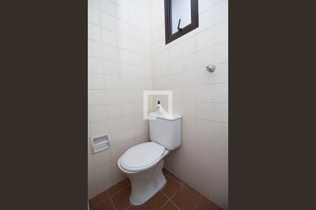 Apartamento à venda com 128m², 4 quartos e 2 vagas Apartamento à venda com 128m², 4 quartos e 2 vagasBanheiro