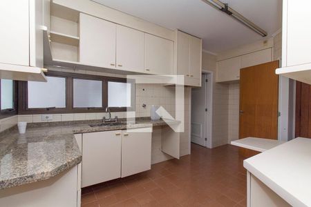 Apartamento à venda com 128m², 4 quartos e 2 vagas Apartamento à venda com 128m², 4 quartos e 2 vagasCozinha