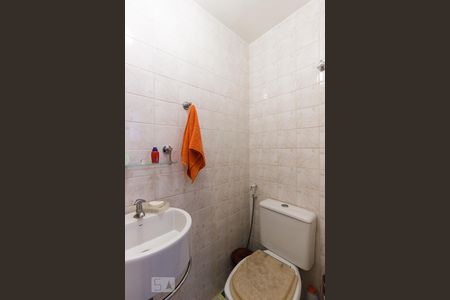 Apartamento para alugar com 120m², 3 quartos e 2 vagasBanheiro de Serviço