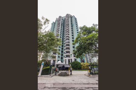 Apartamento para alugar com 120m², 3 quartos e 2 vagasFachada