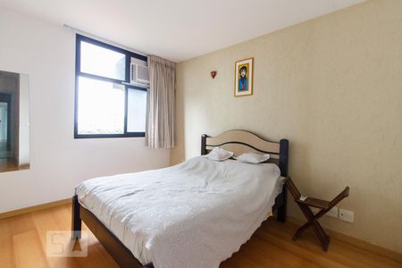 Suíte de apartamento para alugar com 3 quartos, 120m² em Barra da Tijuca, Rio de Janeiro