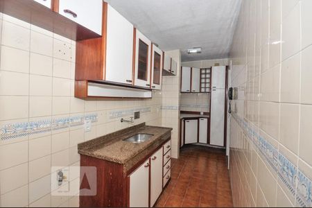 Apartamento para alugar com 70m², 2 quartos e 1 vaga Apartamento para alugar com 70m², 2 quartos e 1 vagaCozinha e Área de Serviço