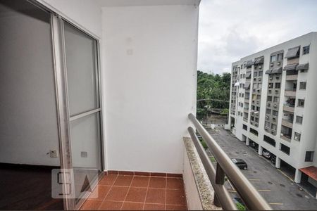 Apartamento para alugar com 70m², 2 quartos e 1 vaga Apartamento para alugar com 70m², 2 quartos e 1 vagaVaranda
