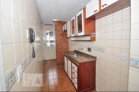Apartamento para alugar com 70m², 2 quartos e 1 vaga Apartamento para alugar com 70m², 2 quartos e 1 vagaCozinha e Área de Serviço