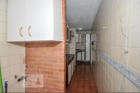Apartamento para alugar com 70m², 2 quartos e 1 vaga Apartamento para alugar com 70m², 2 quartos e 1 vagaCozinha e Área de Serviço