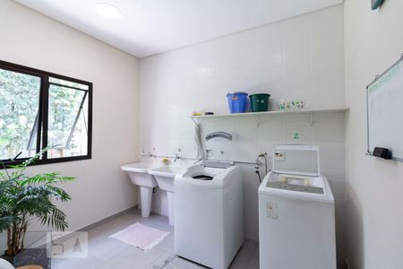 Apartamento para alugar com 55m², 2 quartos e 2 vagasLavanderia no prédio 