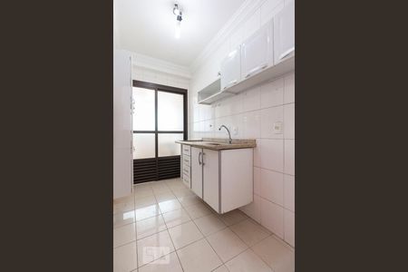 Apartamento para alugar com 55m², 2 quartos e 2 vagasCozinha 