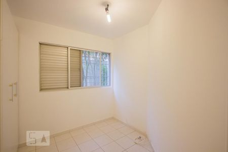 Quarto 1 de apartamento para alugar com 3 quartos, 79m² em Vila Sofia, São Paulo