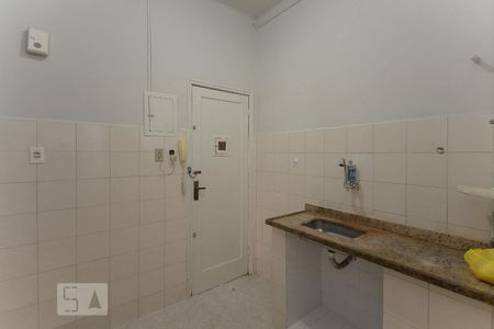 Apartamento à venda com 72m², 2 quartos e sem vagaCozinha
