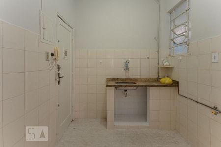 Apartamento à venda com 72m², 2 quartos e sem vagaCozinha