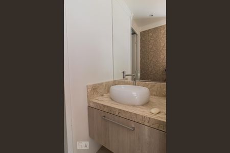 Banheiro de apartamento para alugar com 3 quartos, 61m² em Vila Endres, Guarulhos