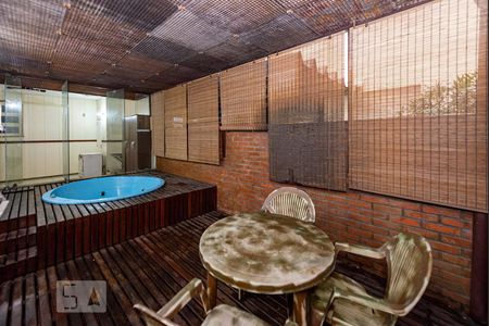 Apartamento à venda com 200m², 4 quartos e 1 vaga Apartamento à venda com 200m², 4 quartos e 1 vagaÁrea interna