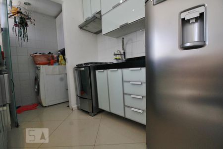 Apartamento à venda com 86m², 2 quartos e 2 vagasCozinha