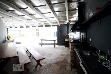 Apartamento à venda com 86m², 2 quartos e 2 vagasChurrasqueira