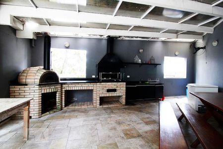 Apartamento à venda com 86m², 2 quartos e 2 vagasChurrasqueira